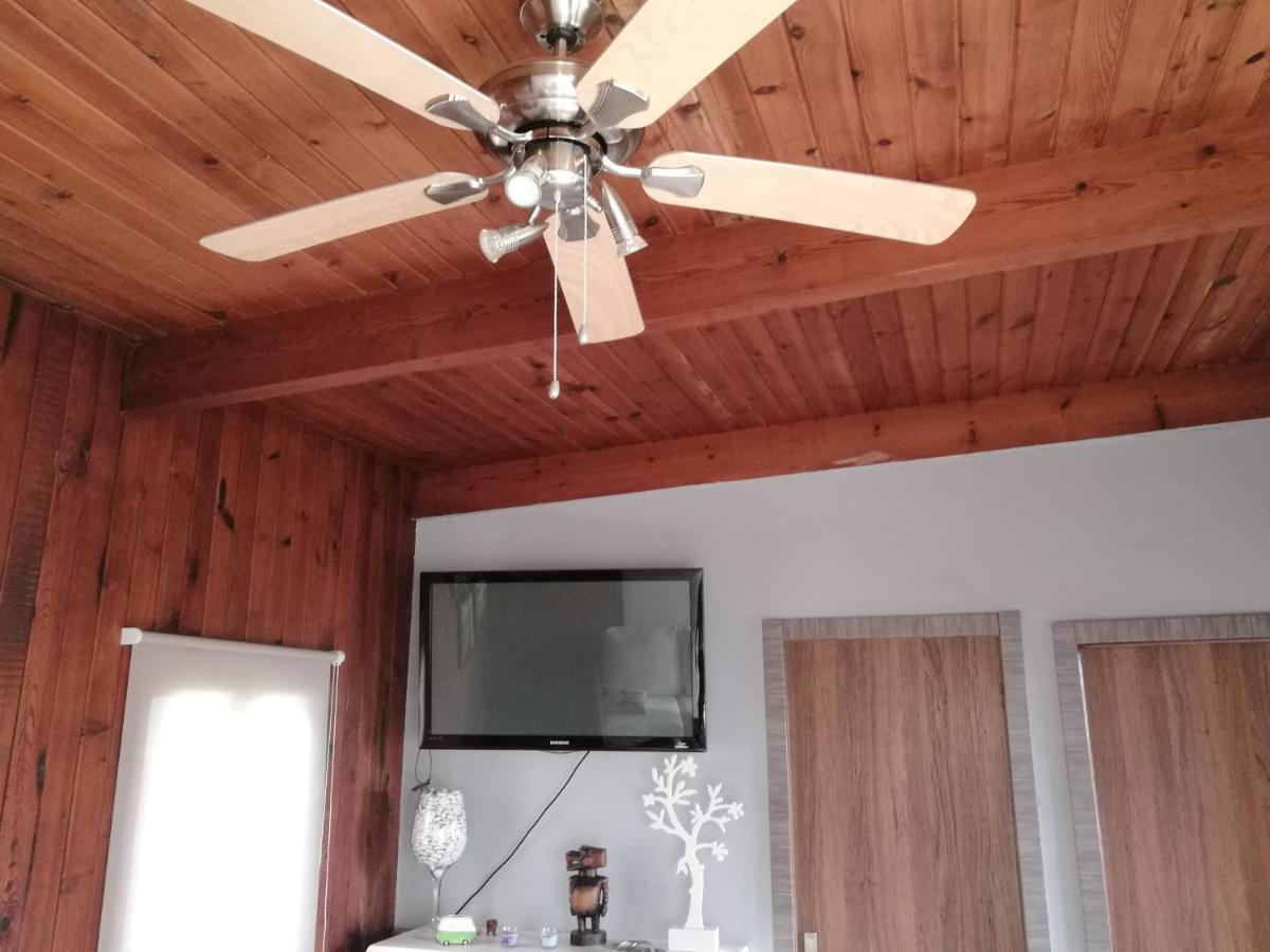 Casa A Pie De Playa De Carino Doninos Villa Ferrol Exteriör bild