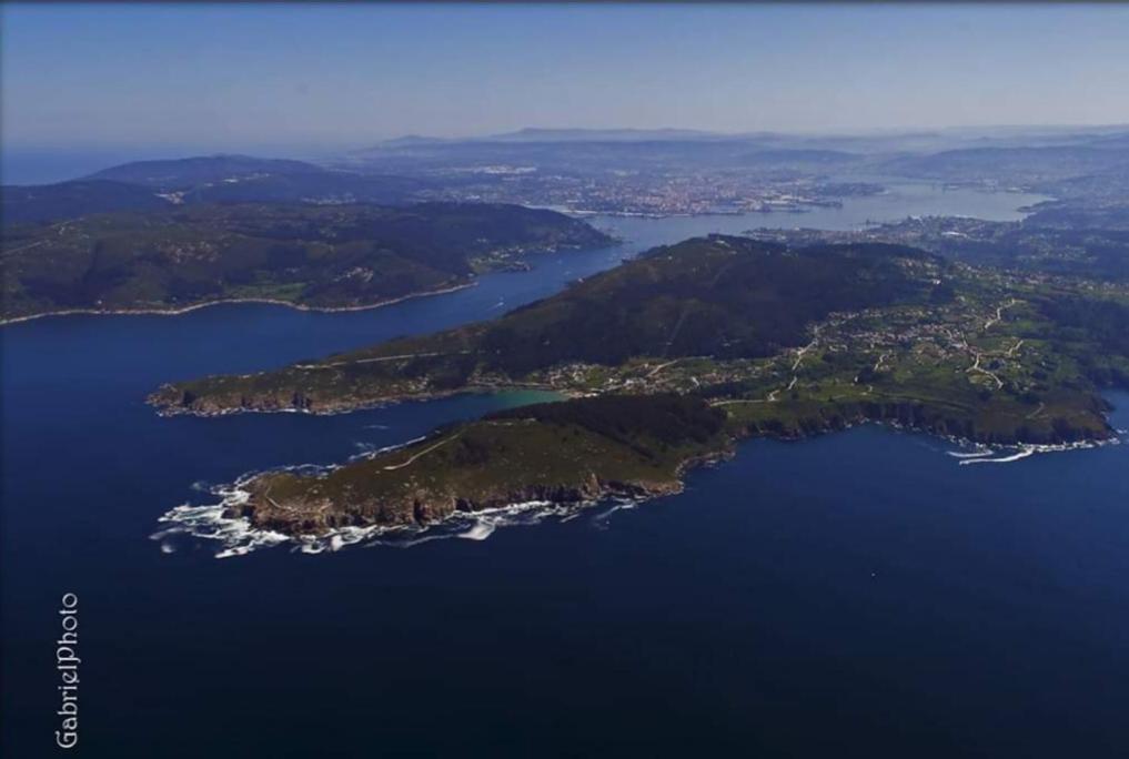Casa A Pie De Playa De Carino Doninos Villa Ferrol Exteriör bild