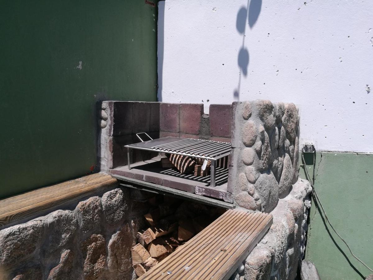 Casa A Pie De Playa De Carino Doninos Villa Ferrol Exteriör bild