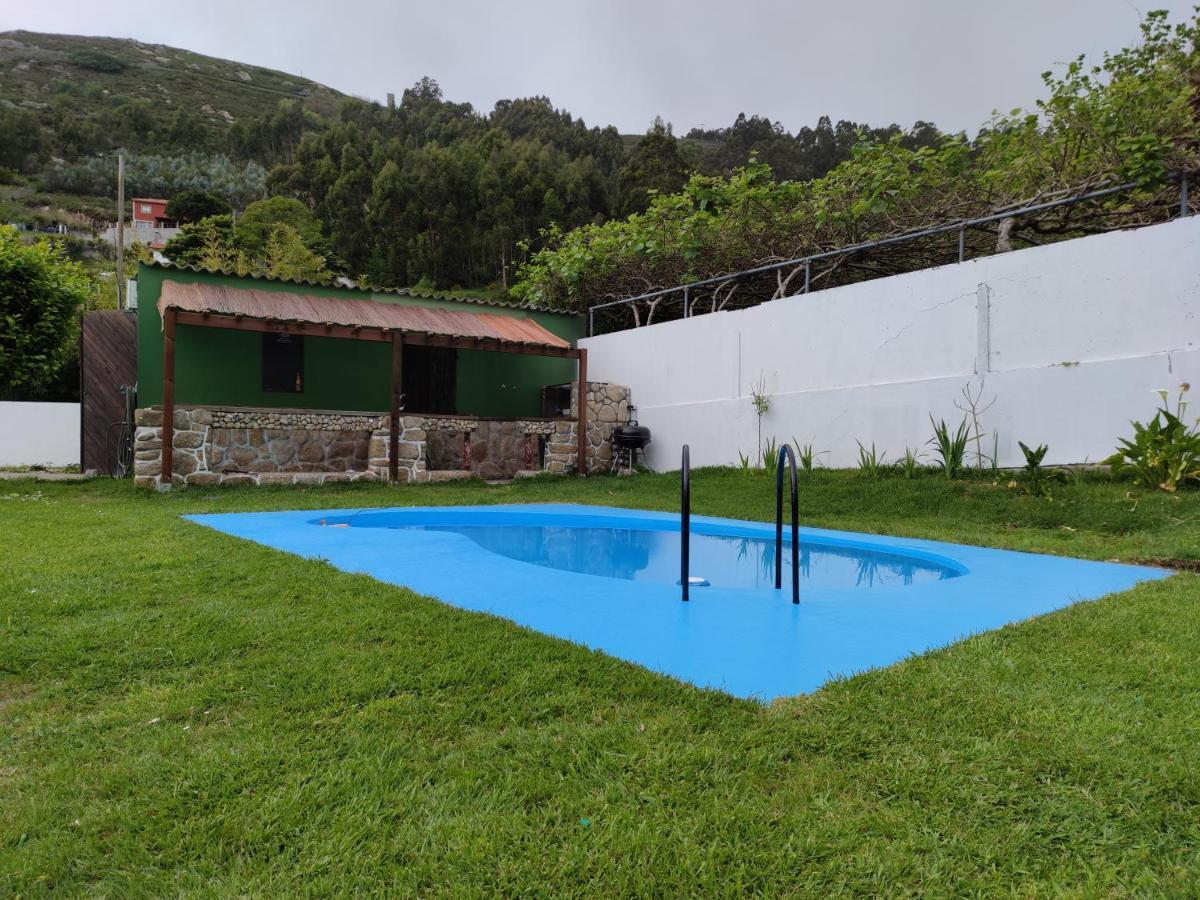 Casa A Pie De Playa De Carino Doninos Villa Ferrol Exteriör bild
